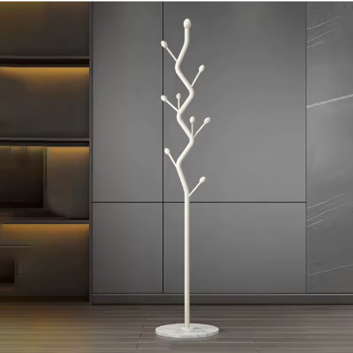 Porte-manteau arbre en métal au design minimaliste